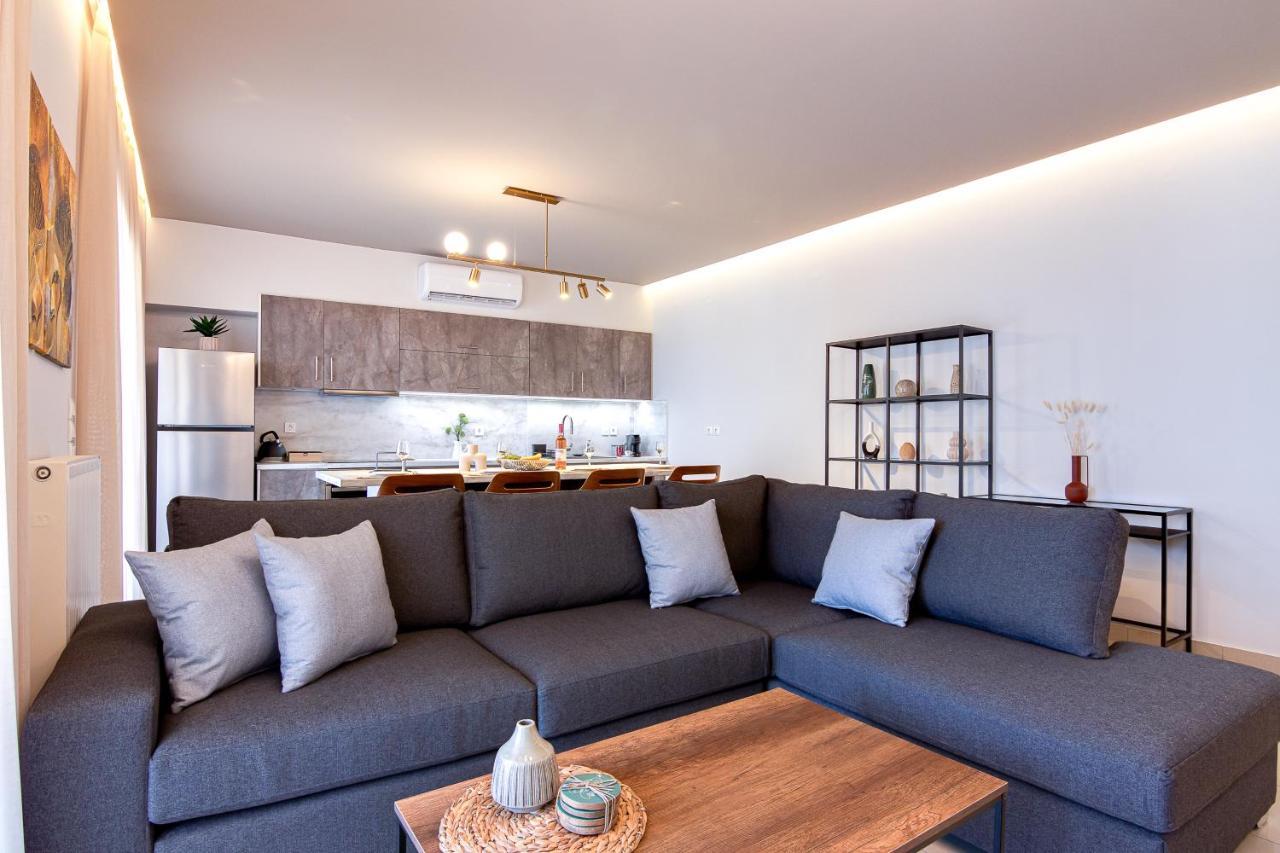 Agapi'S Luxury Apartment 필로스 외부 사진