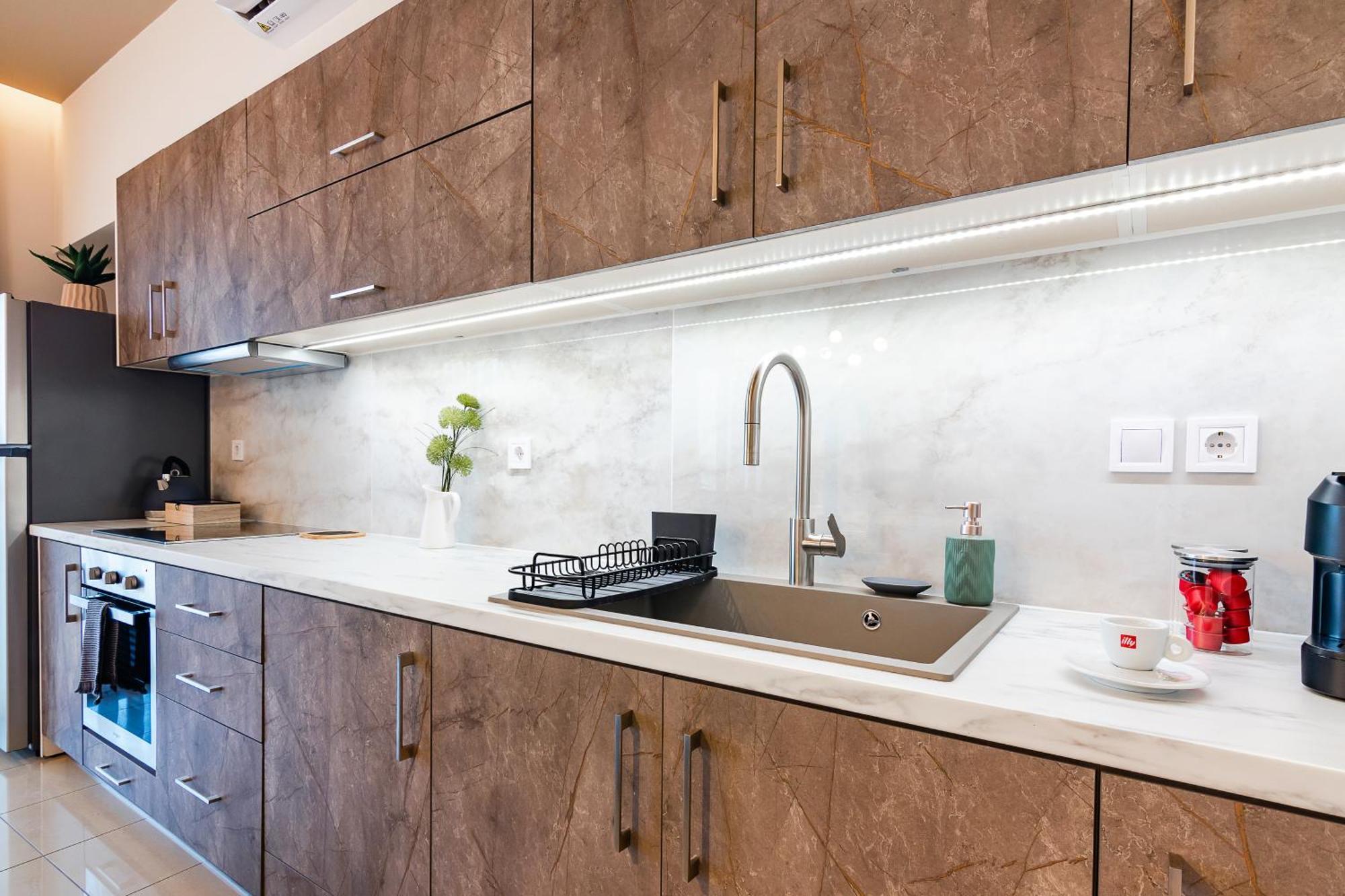 Agapi'S Luxury Apartment 필로스 외부 사진